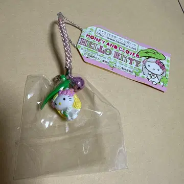 꿀과 클로버 키티 뿌리 스트랩