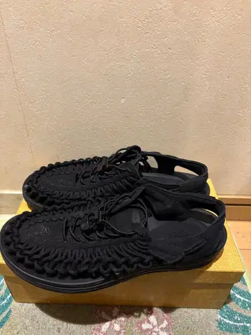 블랙 뜨개질 스포츠 샌들