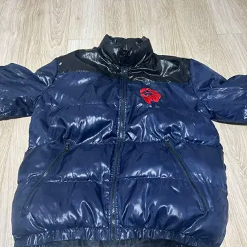 NESTA 네이비 다운 자켓