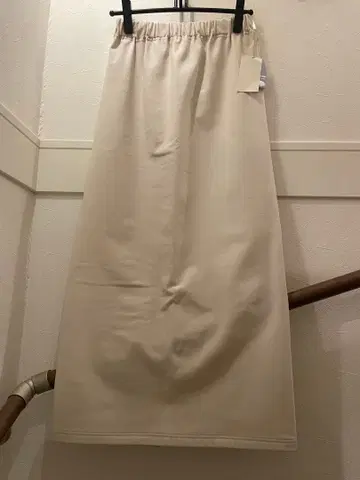 Cafune 타이트 스커트 속기모 아이보리 38 사이즈