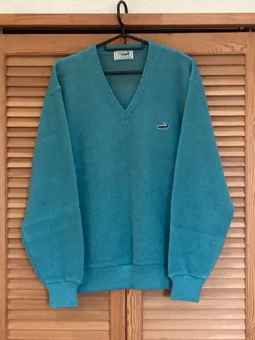 새상품급 Crocodile V넥 니트 스웨터 L 사이즈