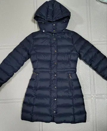 [ 새상품급 ] 베네통 네이비 후드 부착 A라인 다운 코트