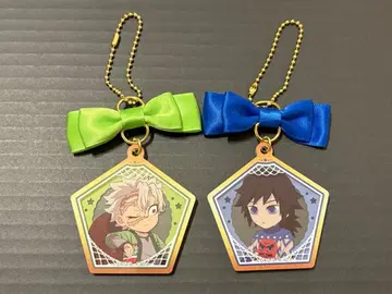 귀멸의 칼날 크리스마스 아크릴 키링 토미오카 기유 시나즈가와 사네미