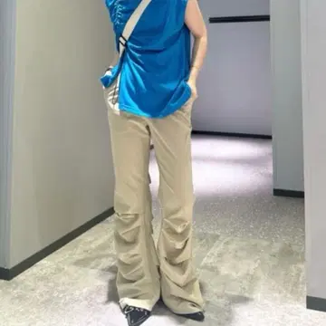 SLY TUCK FLARE 팬츠