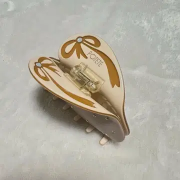 POTETE Ribbonheartclip caramelmacchiato