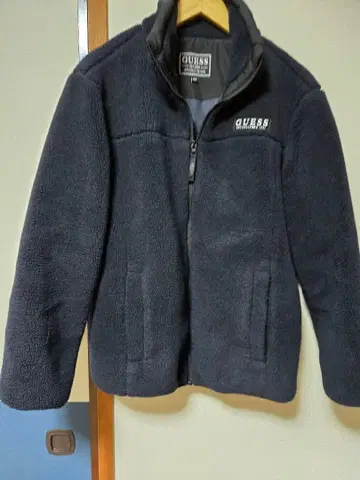 GUESS 네이비 플리스 자켓