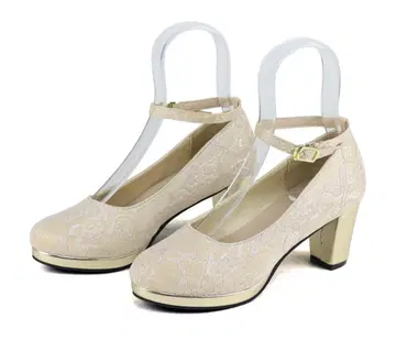 베이지 레이스 앵클 스트랩 펌프스 와이드 힐 브라이덜 신발