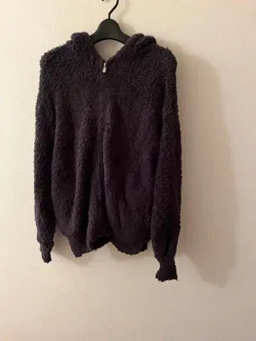 젤라또피케 후드티