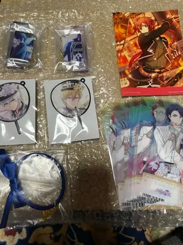 아이나나 굿즈 모음