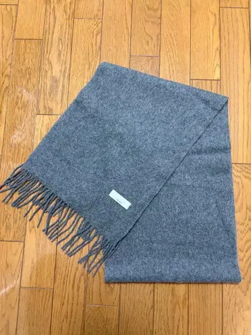 끌로에 그레이 머플러