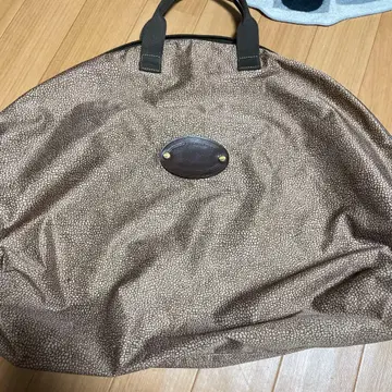 컨디션 최상 대용량 볼보네제 보스턴 백 토트백 메추라기 패턴 가죽