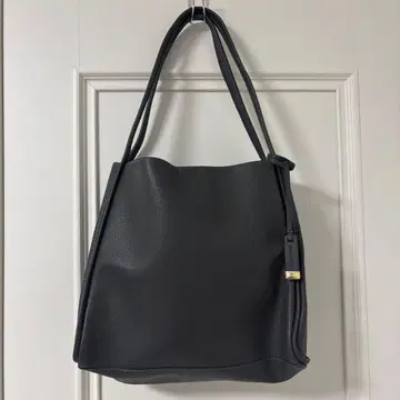 [ OPAQUE.CLIP ] 다크 그레이 토트백