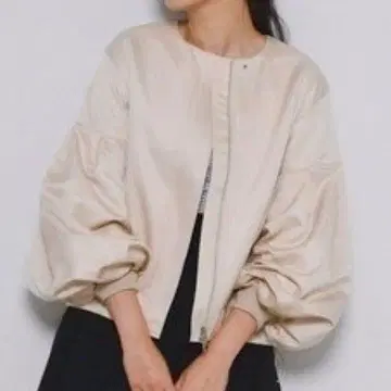 F by ROSSO 새틴 벌룬 슬리브 블루종