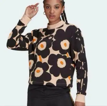 미사용 새상품! adidas 마리메꼬 크루넥 맨투맨