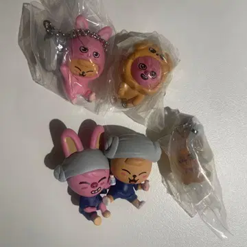 SKZOO 츠만데츠나게테마스코토 메지루시 돼끼 파핌 쿠르몬즈