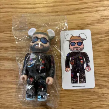 베어브릭 시리즈 51 mr.brainwash