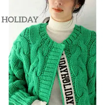 새상품급 HOLIDAY 호리디 케이블 니트 가디건 정가 4.9만