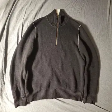 06AW c.p.company 이탈리아제 하프 지퍼 니트