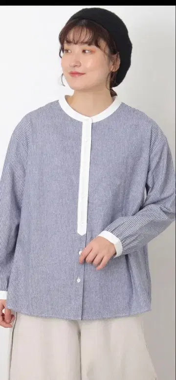 사만사 모스모스 보온 가공 클레릭 셔츠 블루