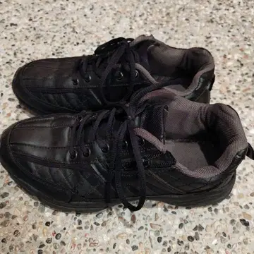 블랙 합성 피혁 스니커즈