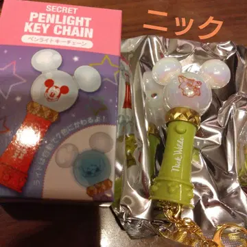 디즈니 스토어 닉 시크릿 응원봉 키체인