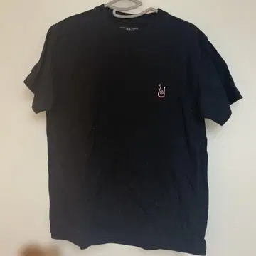 네펜데스 T셔츠 블랙