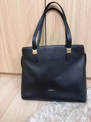 FURLA 블랙 토트백