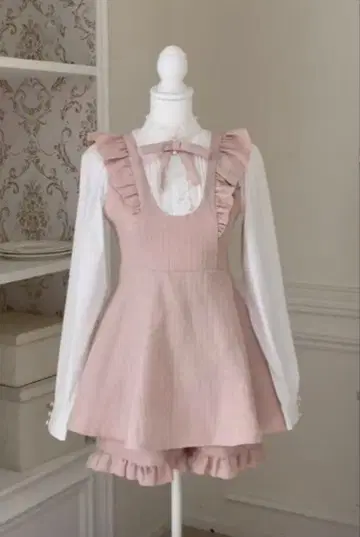 meltie 큐르후와 트위드 셋업