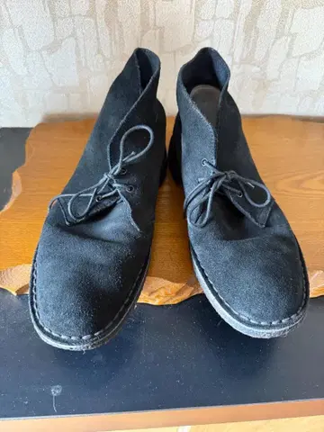 Clarks Originals 디저트 부츠 블랙 스웨이드 27cm