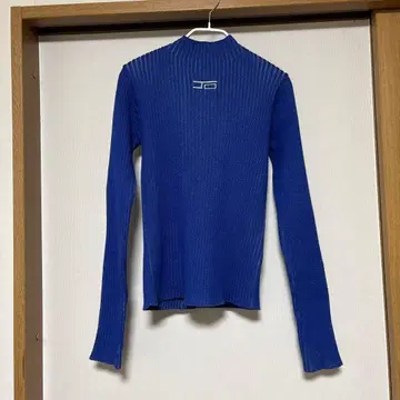 지나시스 죠죠의 기묘한 모험 스톤 오션 콜라보 보틀넥 스웨터