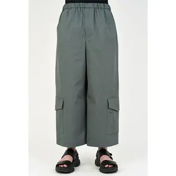 LAD MUSICIAN Cropped Wide Cargo Pants 44