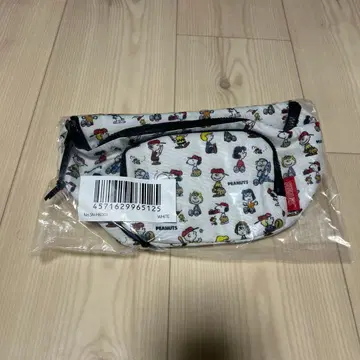 스누피 웨스트 파우치