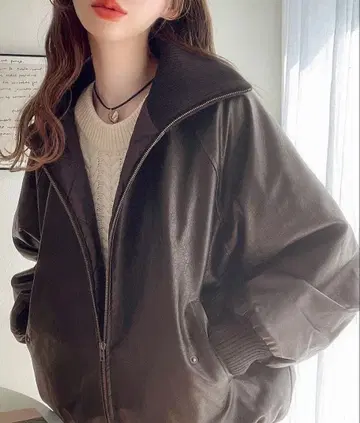 리브 터틀 페이크 가죽 오버 사이즈 자켓