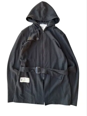 벨티드 풀 집 후디