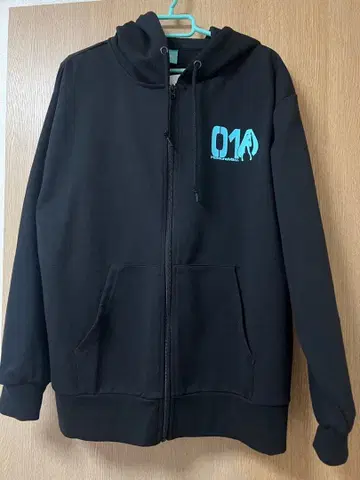 하츠네 미쿠 블랙 후드 지퍼 후드티 M 사이즈