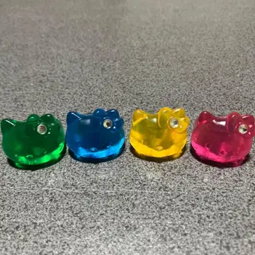 헬로키티 컬러풀 반지 4개 묶음 판매