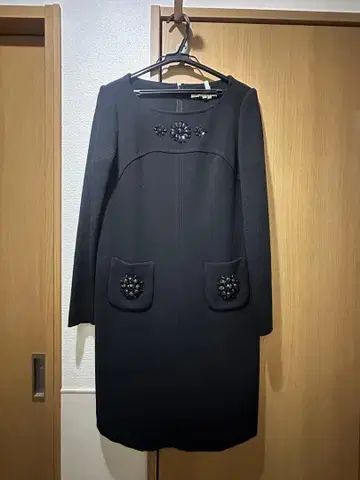 수회 새상품급 슈퍼뷰티 40 블랙 비쥬 원피스