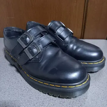 Dr.Martens UK10