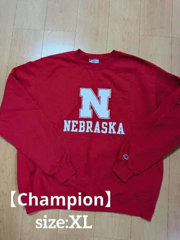 [ Champion ] NEBRASKA 로고 맨투맨