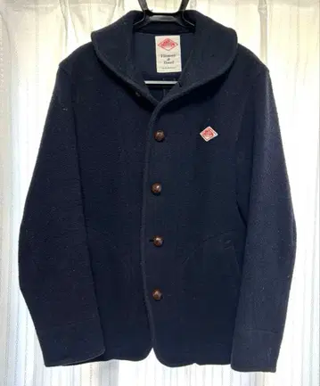 단톤 코트 울모사