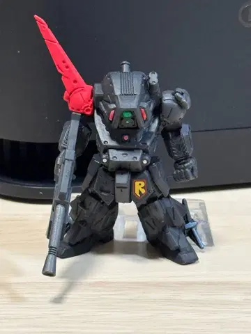 보톰즈 컨버지 브래드 사커