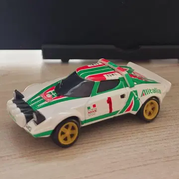 토미카 프리미엄 No.19 란치아 스트라토스 HF 랠리 제조 중지 미니카