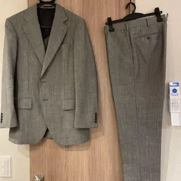 고타이리쿠 수트