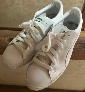 PUMA 스니커즈