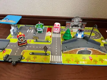 로보카 폴리 충전 스탠드 & 캐릭터 4체 세트