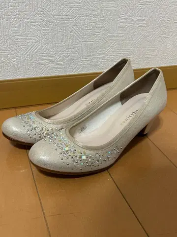 Vanity beauty 주얼리 콩 중간 힐