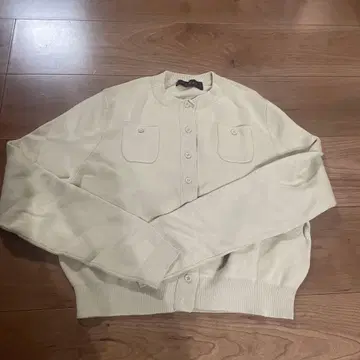 크림색 버튼 가디건 caban