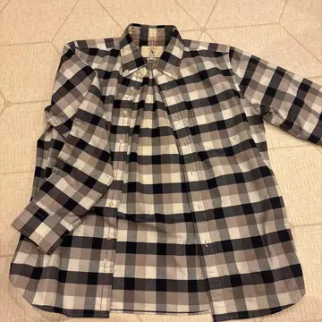 AIGLE 체크 무늬 긴팔 셔츠 S 사이즈