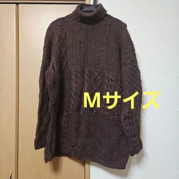 이사벨 브라운 터틀넥 M 사이즈