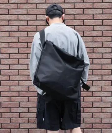 meltum NYLON MESSENGER BAG 메신저 백